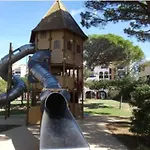 Presqu'ile De Cap Coudalere Avec - Piscine Ouverte Et Chauffee -terrasse-aire De Jeux D'enfants - Parking - Terrain Multisport - Terrain De Petanque Apartmán