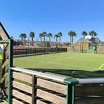 Presqu'ile De Cap Coudalere Avec - Piscine Ouverte Et Chauffee -terrasse-aire De Jeux D'enfants - Parking - Terrain Multisport - Terrain De Petanque Lejlighed Le Barcarès