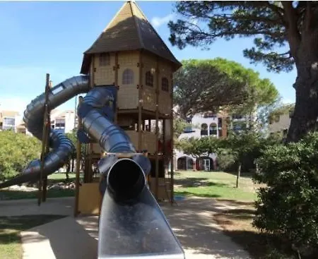 Presqu'ile De Cap Coudalere Avec - Piscine -terrasse - Aire De Jeux D'enfants - Parking - Terrain Multisport - Commerces - Restaurant Apartmán