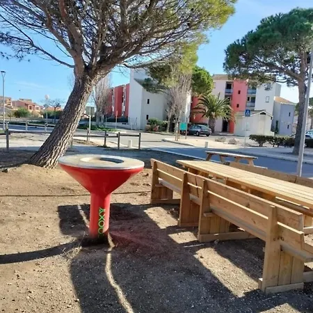 דירה Presqu'ile De Cap Coudalere Avec - Piscine -terrasse - Aire De Jeux D'enfants - Parking - Terrain Multisport - לה ברקרה